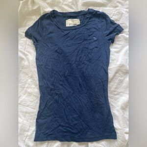 Vintage Y2K Abercombie and Fitch Navy Blue Tee